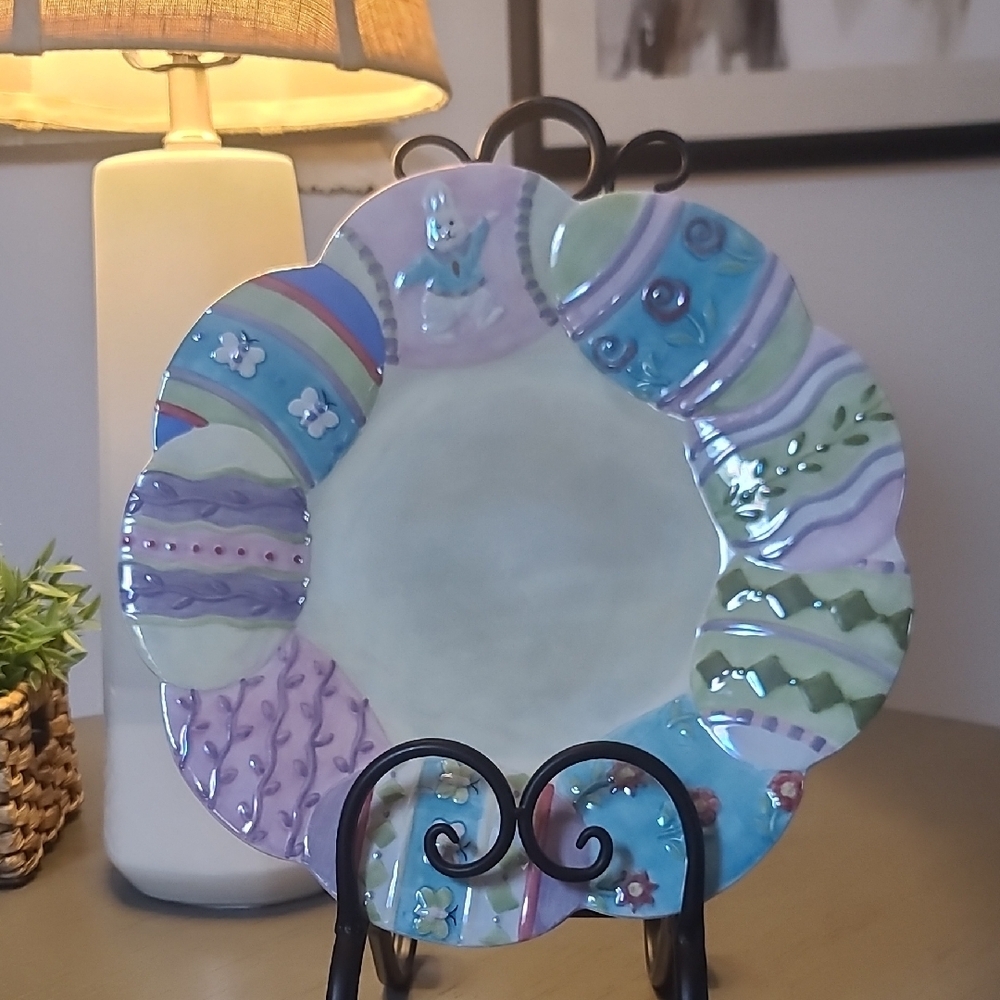 Hand-Painted Decorative Scalloped Ceramic Easter Plate